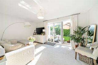 Langham Court, Farnham, Surrey, GU9