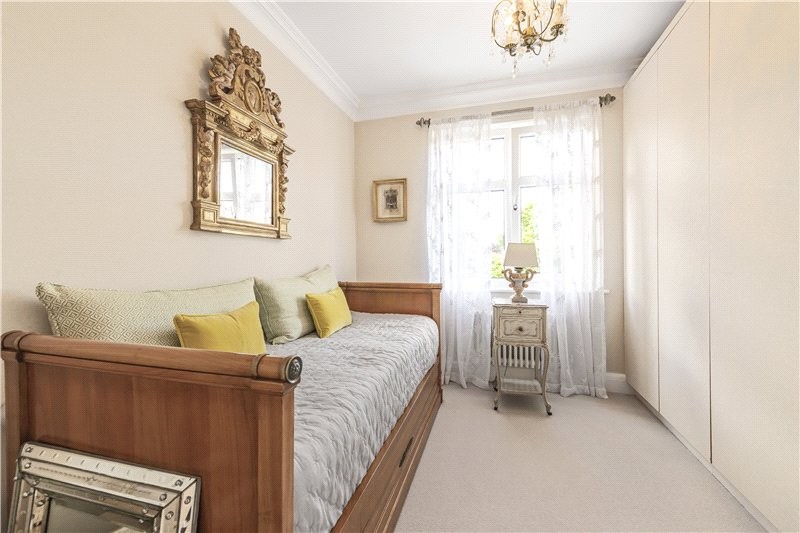 Suffolk Road, Barnes, London, SW13