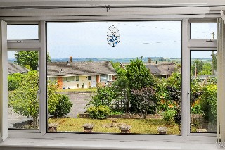 Crescent Close, Winchester, Hampshire, SO22