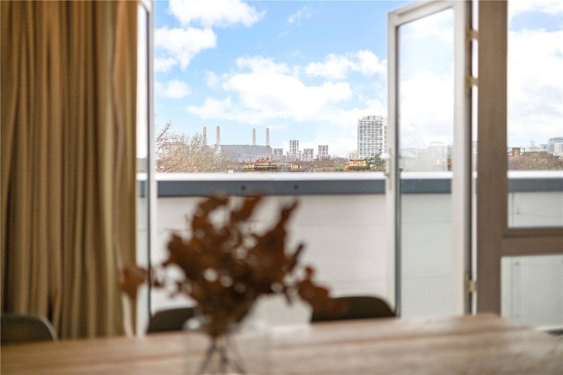 Stane Grove, London, SW9