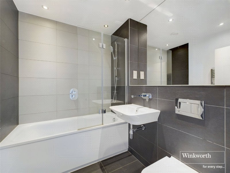 Greenham Avenue, Reading, Berkshire, RG2