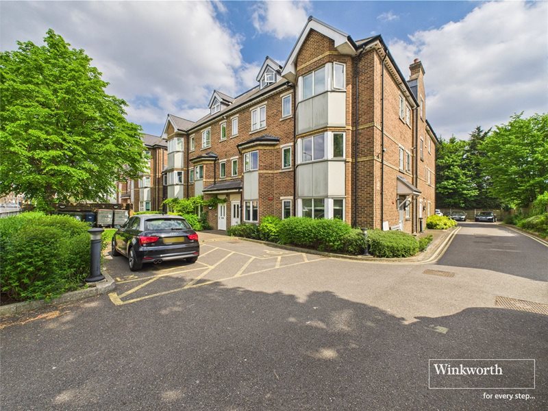 Station Road, Hendon, London, NW4