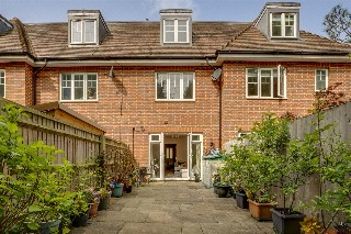 Waldenbury Place, Beaconsfield, Buckinghamshire, HP9