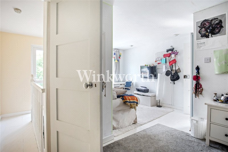 Lakeside Road, London, N13