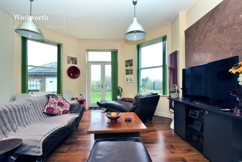 Poulter Park, Bishopsford Road, Morden, SM4