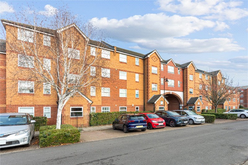 Molyneux Drive, London, SW17