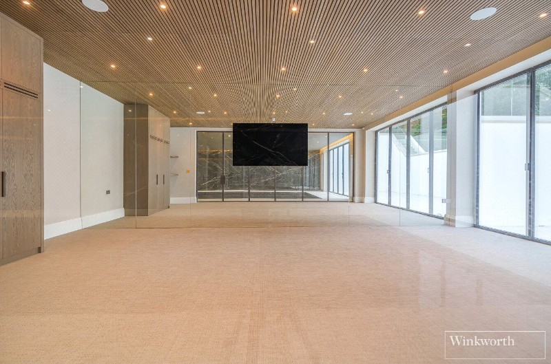 Wentworth Drive, Wentworth Estate, Virginia Water, Surrey, GU25
