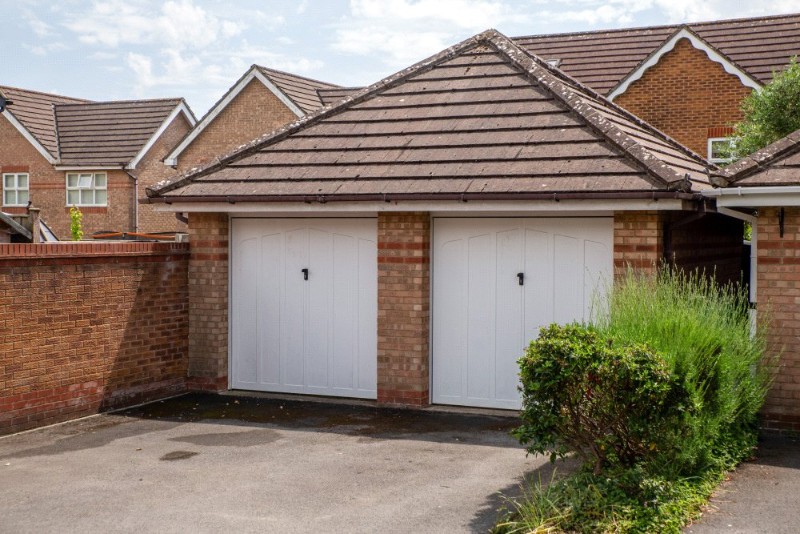Under Knoll, Peasedown St. John, Bath, Somerset, BA2