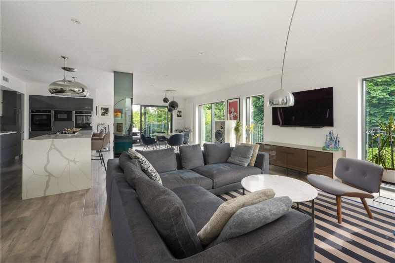 Cliff Road, Hythe, Kent, CT21