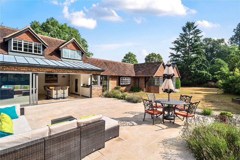 Crooksbury Road, Farnham, Surrey, GU10