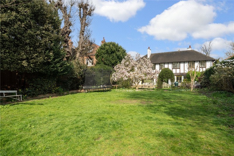 Keswick Road, London, SW15