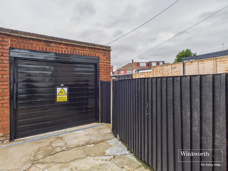 Grove Crescent, London, NW9
