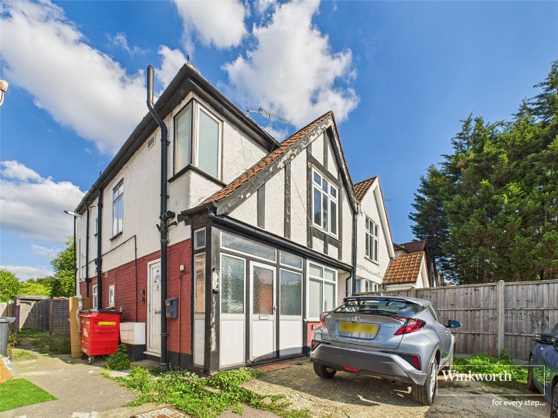Great North Way, London, NW4