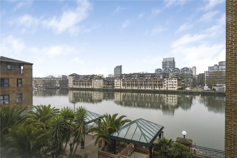 Russell Place, London, SE16