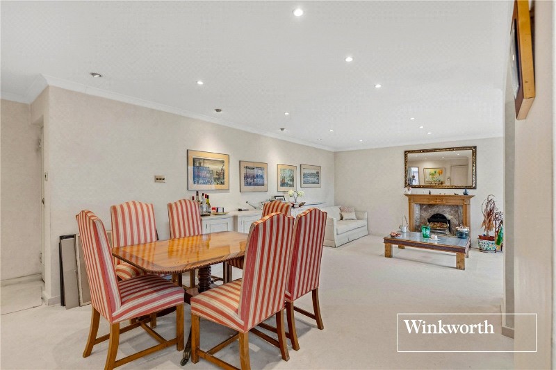 Hendon Lane, Finchley, London, N3