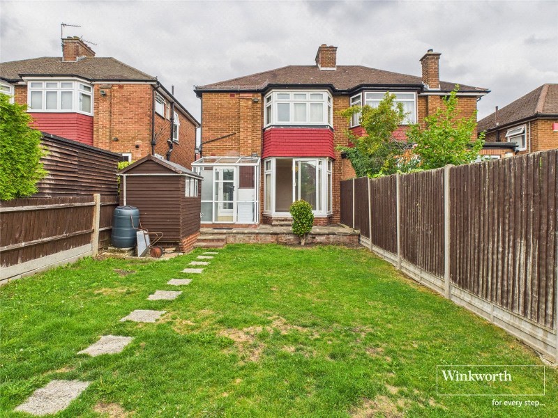 Pickett Croft, Stanmore, HA7