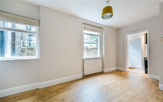 Larcom Street, London, SE17