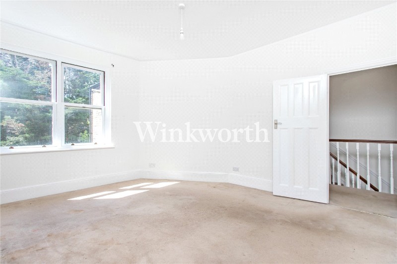 Kelvin Avenue, London, N13