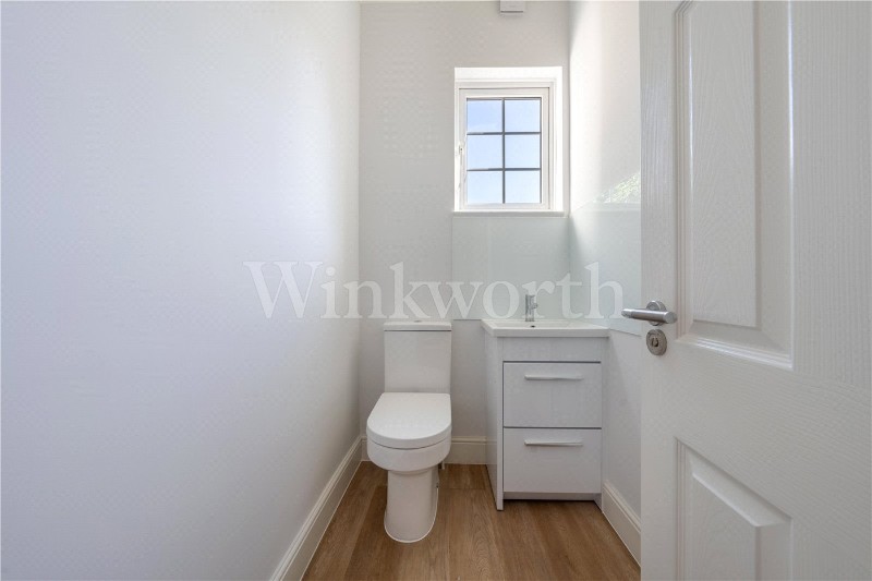 Woodstock Road, London, NW11