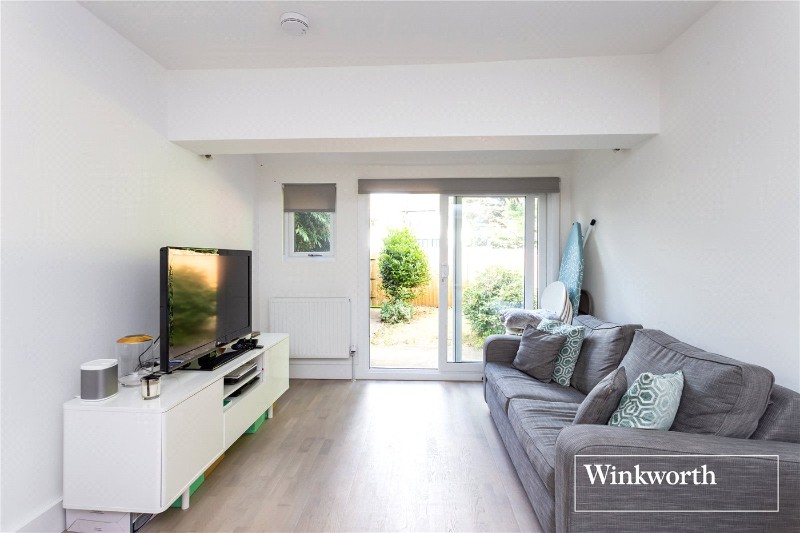 Station Road, Finchley, London, N3