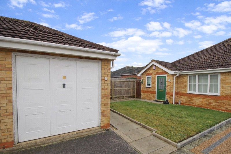 Courtfields, Market Deeping, Peterborough, Lincolnshire, PE6