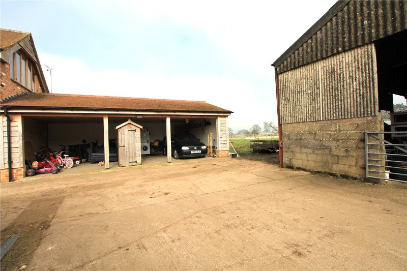 Moat Lane, Taynton, Gloucester, Gloucestershire, GL19