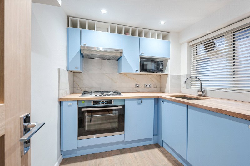 Grosvenor Road, London, SW1V