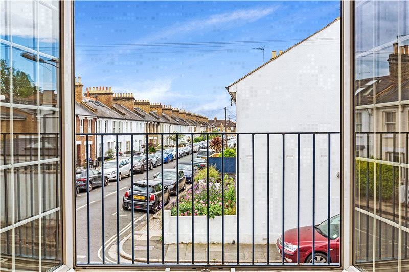Cross Street, Barnes, London, SW13