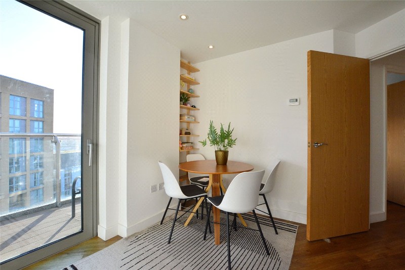 Loampit Vale, London, SE13