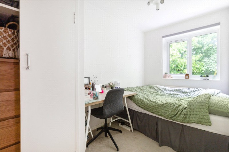 Hayward Gardens, London, SW15
