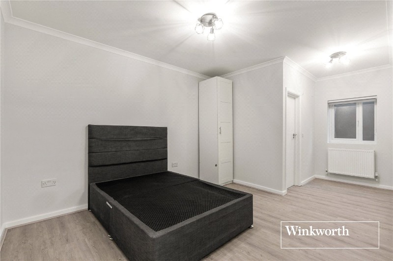 Ballards Lane, London, N3