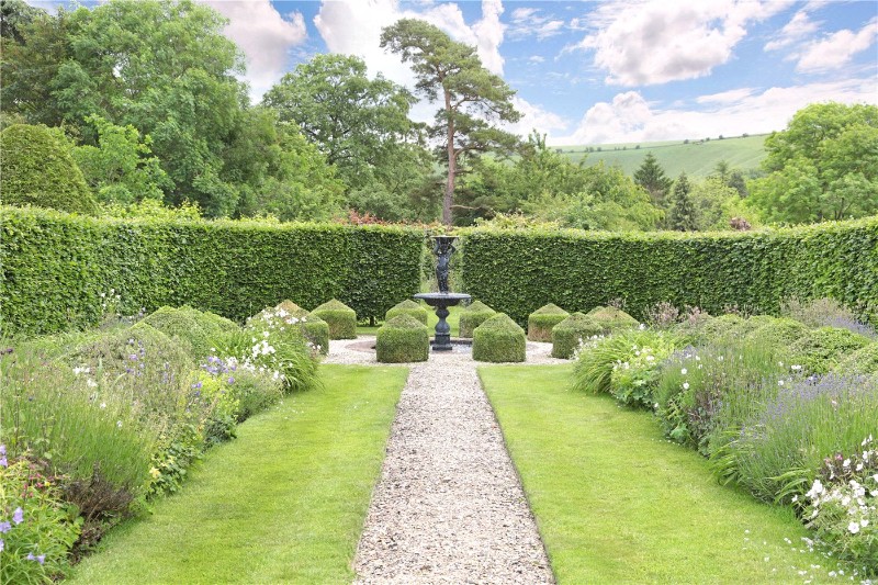 White Street, West Lavington, Wiltshire, SN10