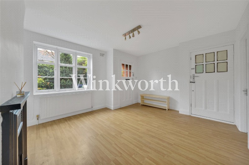 Addison Way, London, NW11