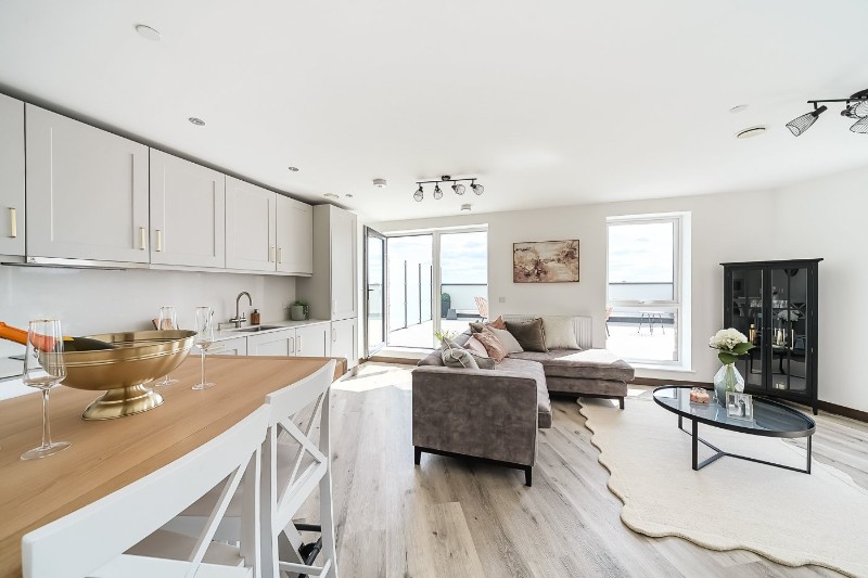Batik Road, London, SE26
