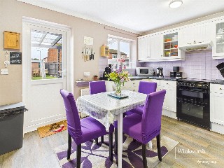 Derwent Road, Thatcham, Berkshire, RG19