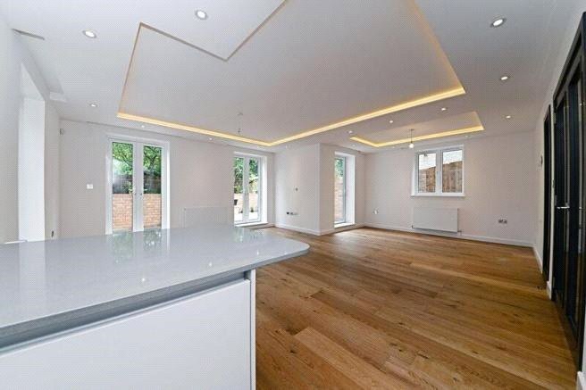 Langton Court, 37 Parson Street, London, NW4