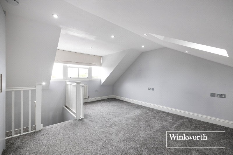 Hendon Lane, London, N3