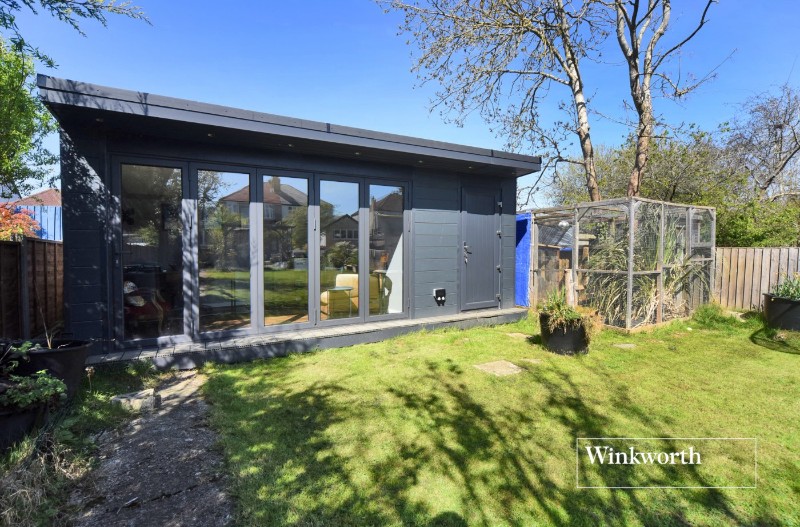 Ruskin Drive, Worcester Park, KT4