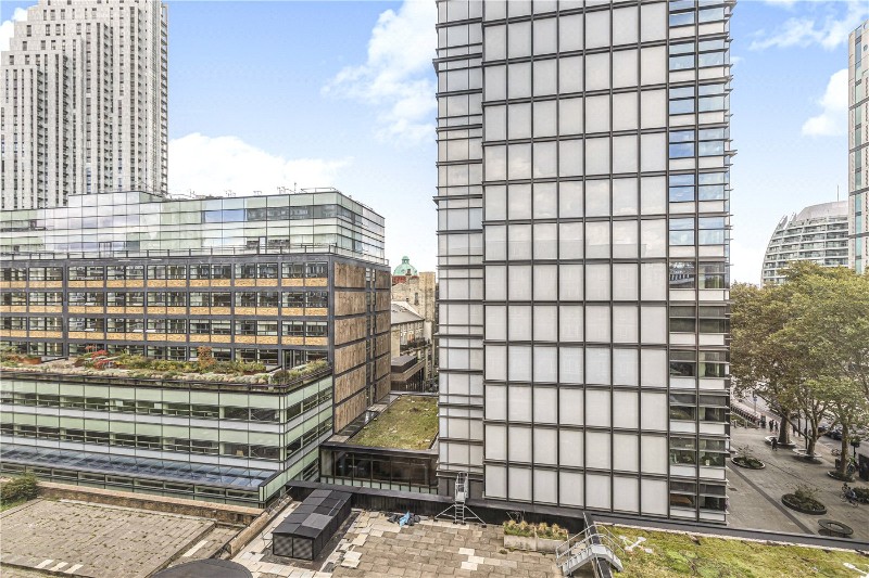 St. Luke&#39;s Estate, Bath Street, London, EC1V