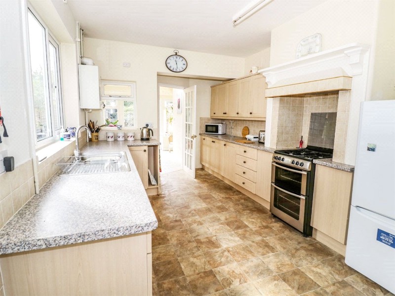 Albany Road, Stratford-upon-Avon, Warwickshire, CV37
