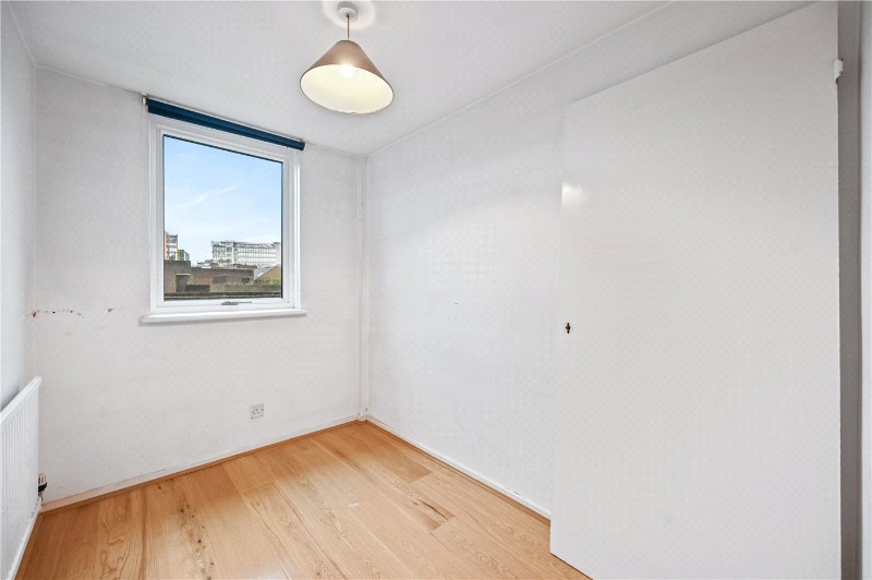 Odhams Walk, London, WC2H