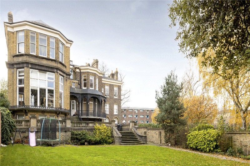 Upper Tulse Hill, London, SW2