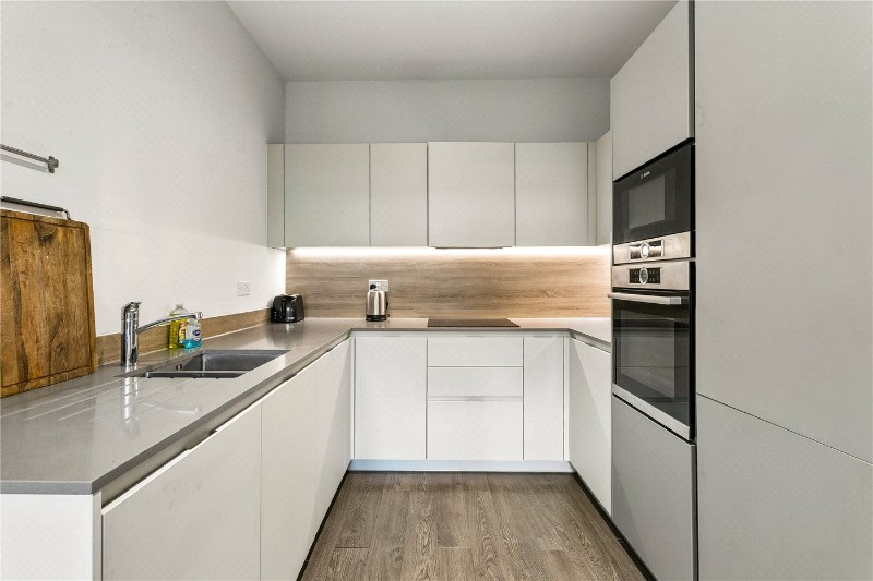Newnton Close, London, N4