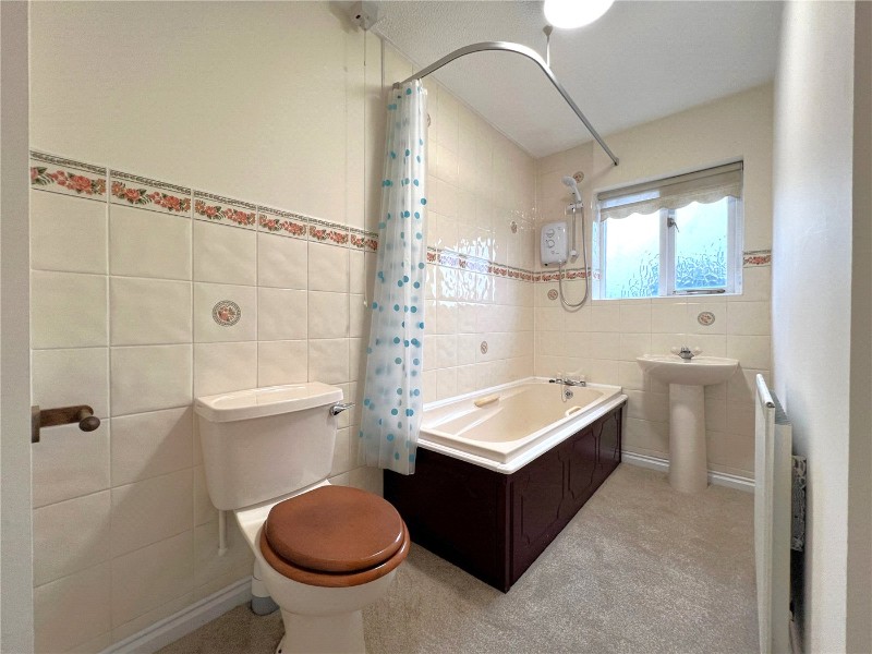 Silver Birch Grove, Leamington Spa, Warwickshire, CV31
