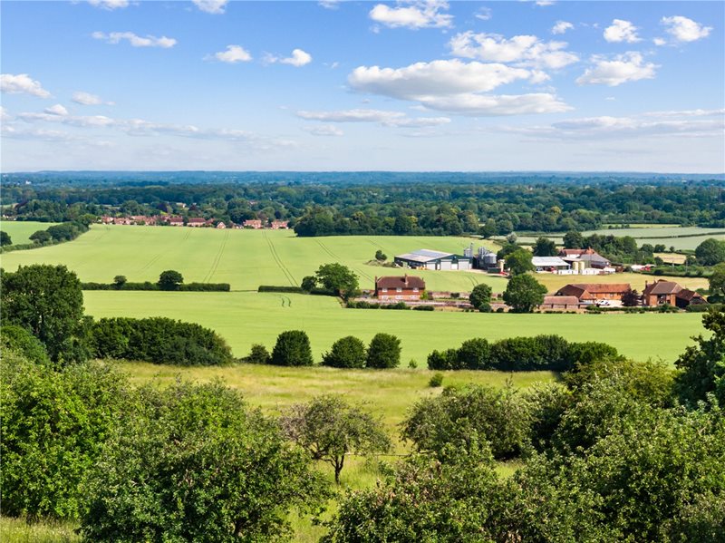 Wimble Hill, Farnham, Hampshire, GU10