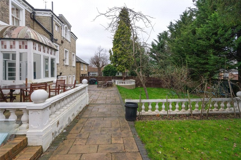 Dulwich Wood Avenue, London, SE19