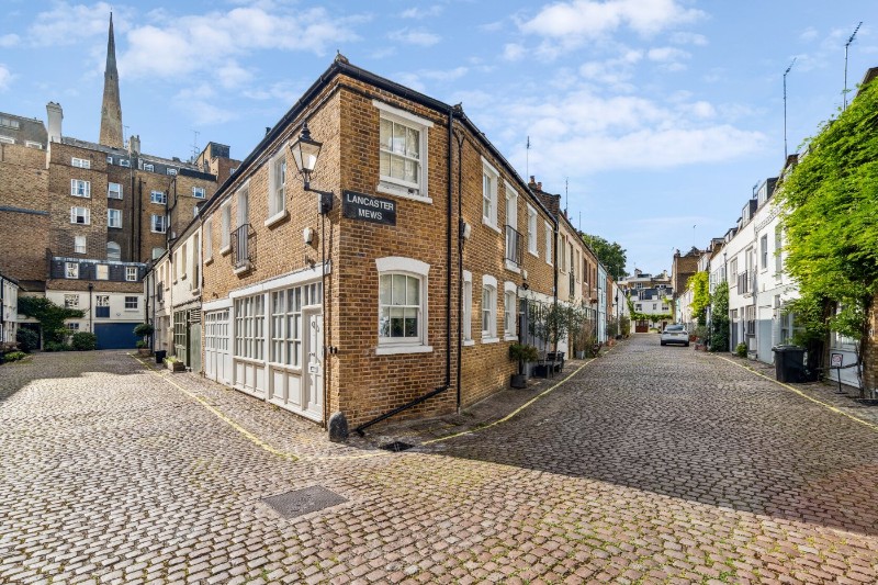 Lancaster Mews, Bayswater, W2