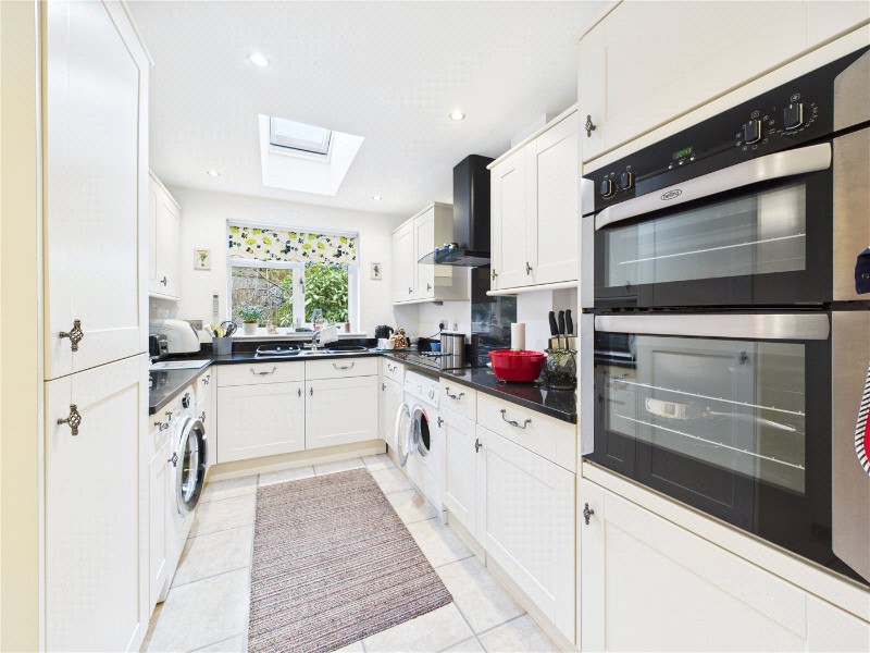 Threshers Terrace, Threshers, Crediton, Devon, EX17