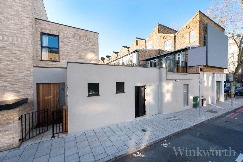 New Cross Road, London, SE14