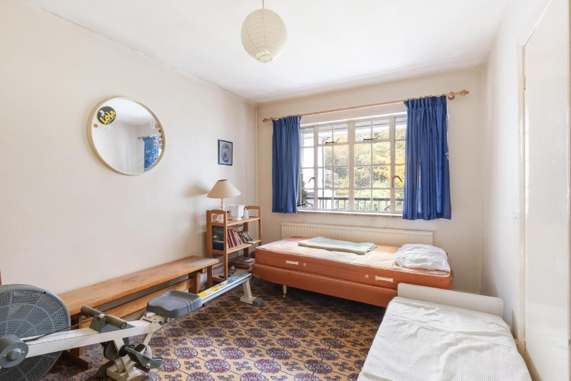Highfield Hill, London, SE19